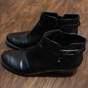 Unisa 9 1/2m boot, worn one time